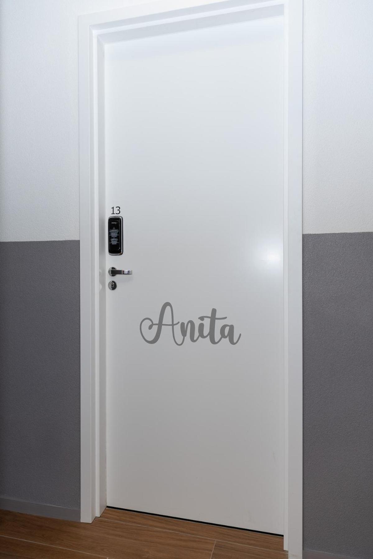 Guaja - 745 - Anita * Belo Horizonte